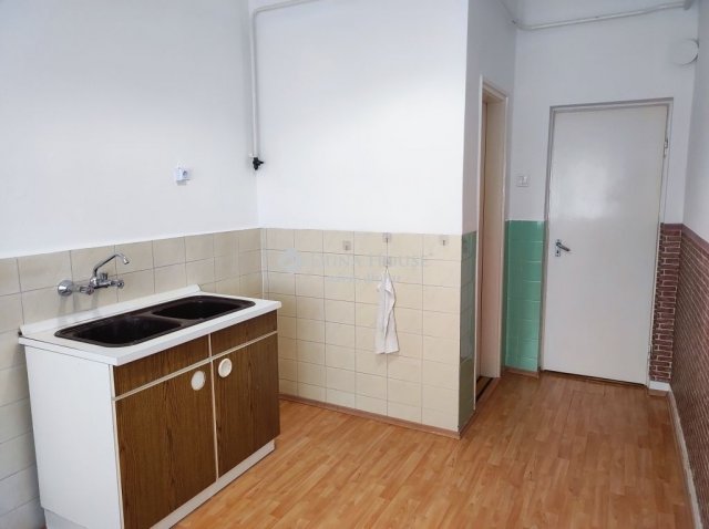 Eladó családi ház, Gyömrőn 50.5 M Ft, 2 szobás