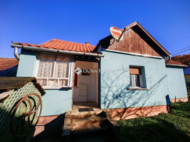 Eladó családi ház, Szécsiszigeten 12.5 M Ft, 1 szobás