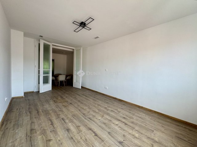 Kiadó téglalakás, albérlet, Budapesten, III. kerületben
