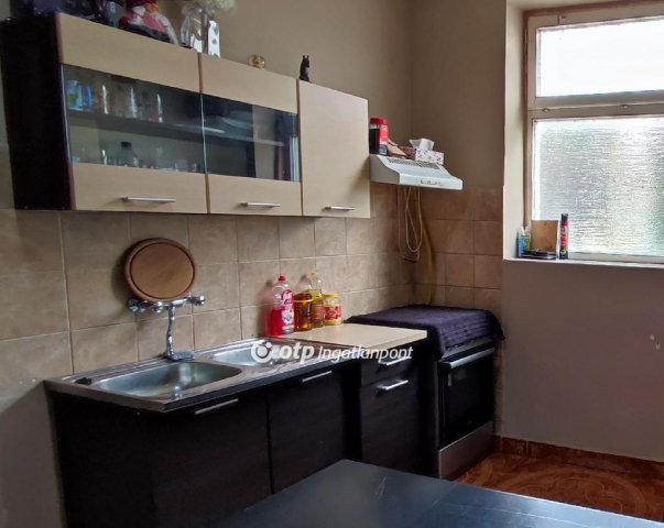 Eladó családi ház, Pápán, Barázda utcában 19.29 M Ft