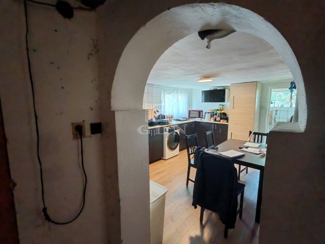 Eladó családi ház, Monoron 40 M Ft, 1+2 szobás