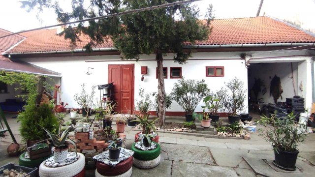 Eladó családi ház, Mohácson, Felső-dunasor utcában 42.5 M Ft
