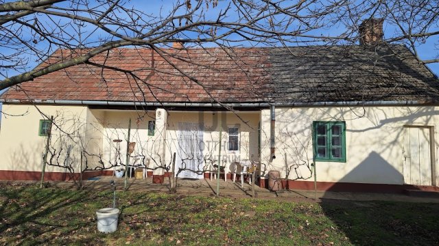 Eladó mezogazdasagi ingatlan, Dunaföldváron 19 M Ft, 2 szobás