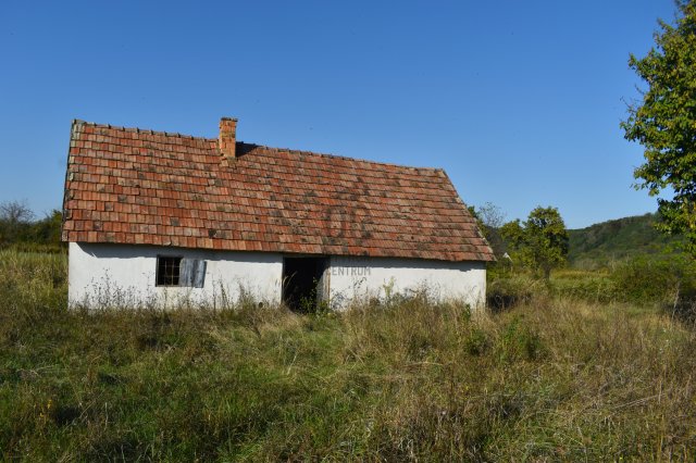 Eladó nyaraló, Holládon 4.5 M Ft, 3 szobás