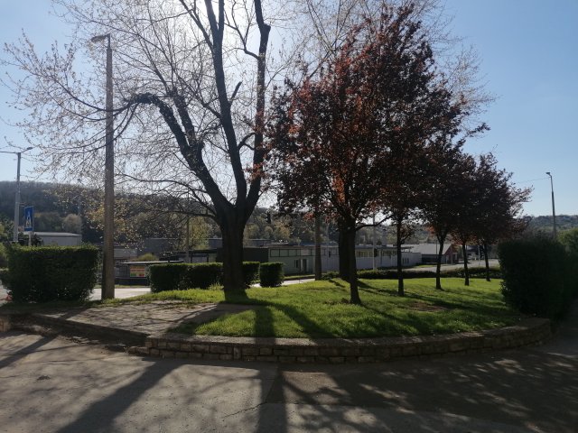 Eladó téglalakás, Komlón 23.5 M Ft, 3 szobás