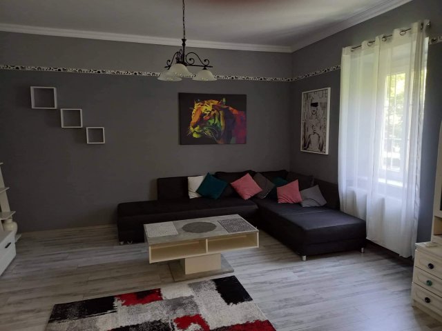 Kiadó téglalakás, albérlet, Győrött 200 E Ft / hó, 2 szobás