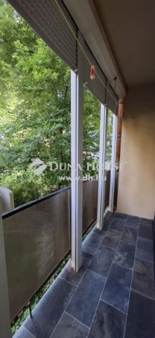 Eladó panellakás, Pécsett 40.6 M Ft, 2 szobás