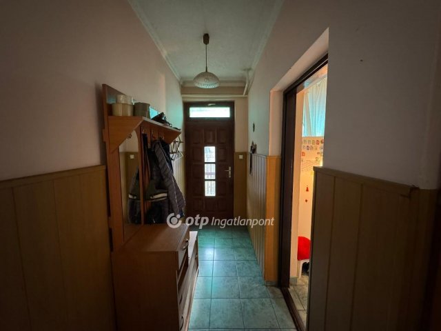 Eladó családi ház, Demecseren 35 M Ft, 5 szobás