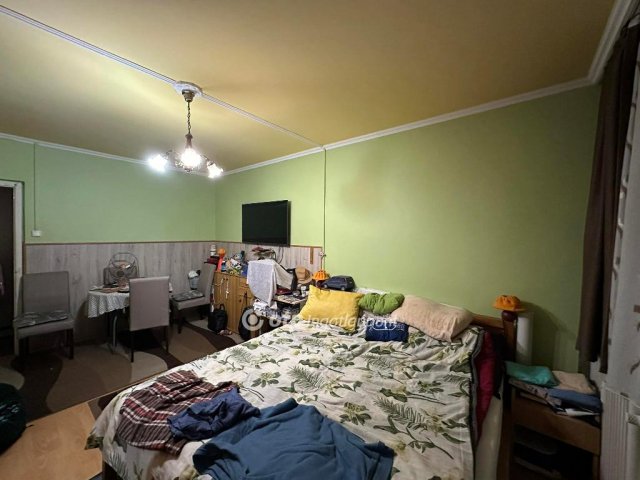 Eladó panellakás, Debrecenben 33.5 M Ft, 2 szobás
