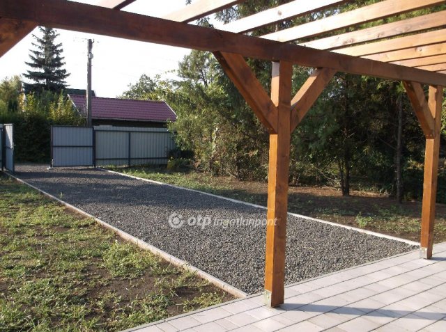 Eladó családi ház, Markazon 35 M Ft, 2 szobás