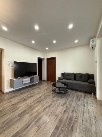 Kiadó téglalakás, albérlet, Debrecenben 430 E Ft / hó, 3 szobás