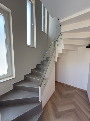 Kiadó családi ház, albérlet, Tatabányán 400 E Ft / hó
