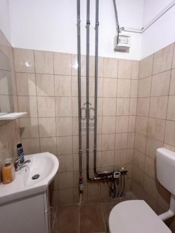 Eladó ipari ingatlan, Budapesten, VIII. kerületben 62 M Ft