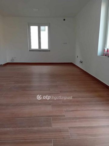 Eladó családi ház, Hajdúszoboszlón 66.5 M Ft, 3 szobás