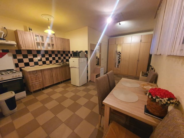 Kiadó téglalakás, albérlet, Kistarcsán 160 E Ft / hó, 2 szobás