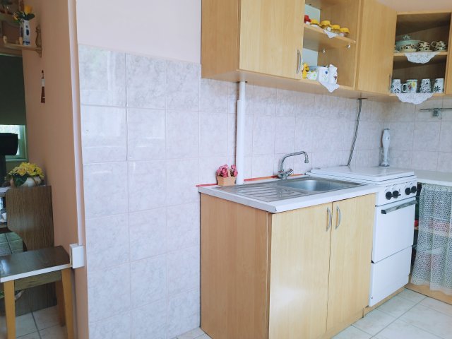 Eladó panellakás, Nagykőrösön 26.5 M Ft, 2 szobás