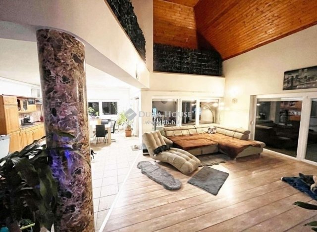 Eladó családi ház, Görcsönyben 74.9 M Ft, 4 szobás