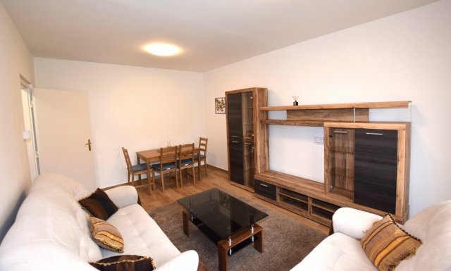 Kiadó panellakás, albérlet, Debrecenben 180 E Ft / hó