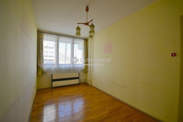 Eladó téglalakás, Budapesten, VIII. kerületben 54 M Ft, 2 szobás