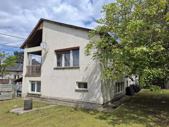 Eladó családi ház, Gödön 95 M Ft, 5 szobás