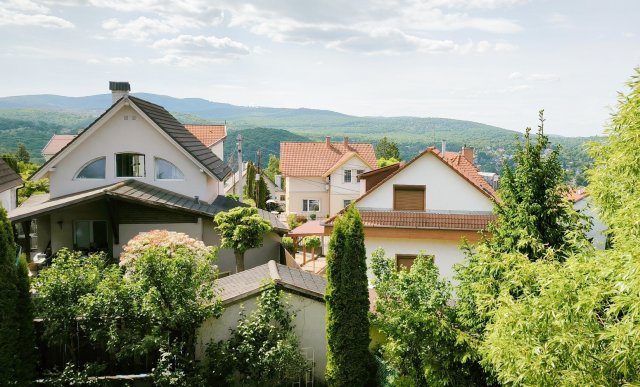 Eladó nyaraló, Miskolcon 59 M Ft, 3 szobás / költözzbe.hu