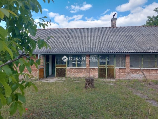 Eladó mezogazdasagi ingatlan, Izsákon 22.5 M Ft, 1 szobás