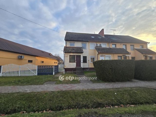 Eladó családi ház, Kabán 27 M Ft, 3 szobás