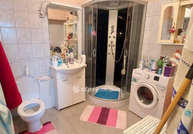 Eladó családi ház, Cserkeszőlőn 41.999 M Ft, 4 szobás