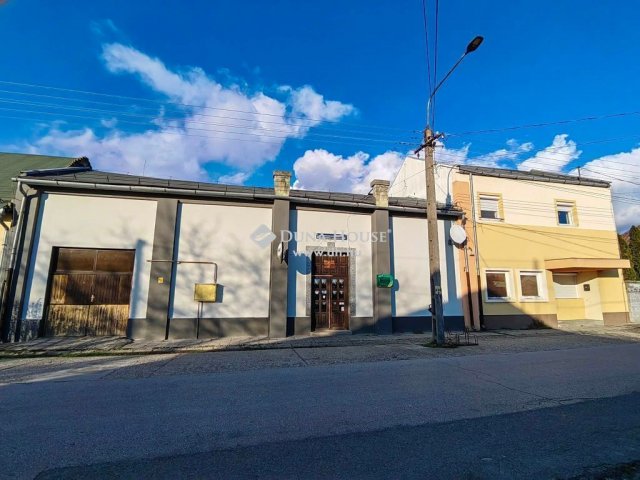 Eladó családi ház, Faddon 25.99 M Ft, 4 szobás
