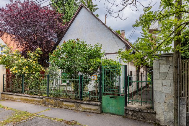 Eladó családi ház, Budapesten, XVI. kerületben 139.99 M Ft