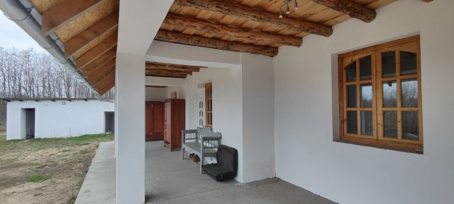 Eladó családi ház, Helvécián 28 M Ft, 2 szobás
