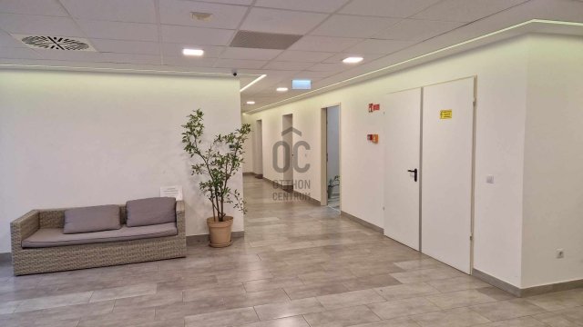 Kiadó ipari ingatlan, Debrecenben 200 E Ft / hó