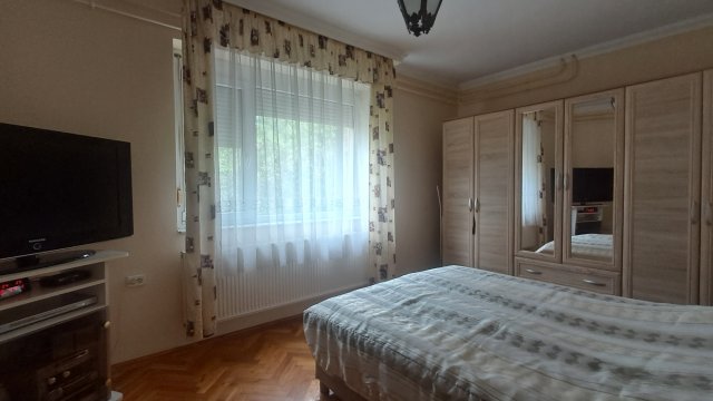 Eladó családi ház, Debrecenben 89.99 M Ft, 4+1 szobás