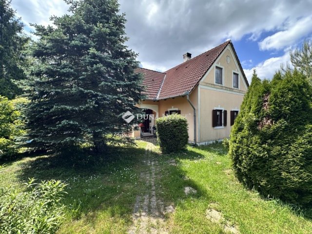 Eladó családi ház, Szalafőn 89 M Ft, 2+4 szobás