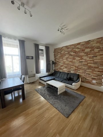 Eladó téglalakás, Budapesten, VII. kerületben 78 M Ft, 3 szobás