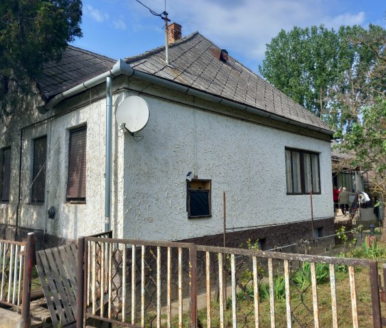 Eladó családi ház, Gyulajon 20.9 M Ft, 5 szobás