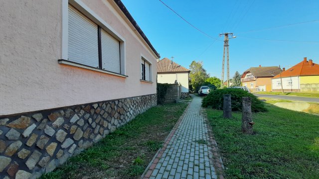 Eladó családi ház, Sopronhorpácson 40 M Ft, 3 szobás