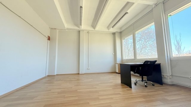 Kiadó iroda, Szentendrén 180 E Ft / hó / költözzbe.hu