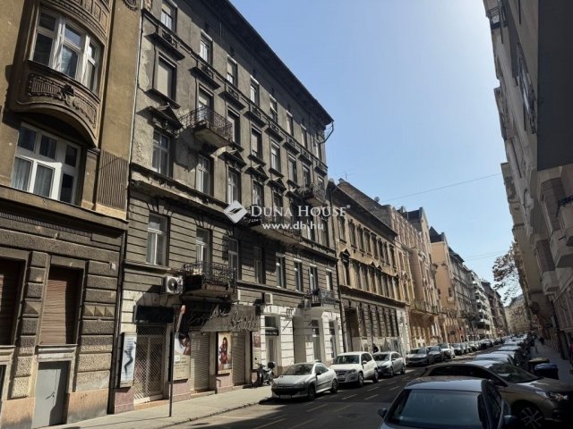 Eladó téglalakás, Budapesten, XIII. kerületben 100 M Ft