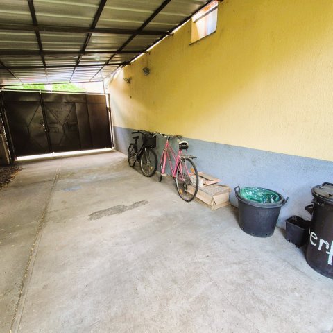 Eladó családi ház, Kecskeméten 53 M Ft, 2 szobás