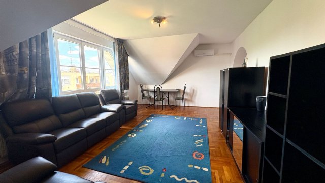 Kiadó téglalakás, albérlet, Debrecenben 380 E Ft / hó, 5 szobás