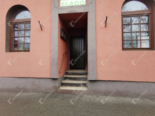 Eladó családi ház, Nagykanizsán 74.9 M Ft, 8 szobás