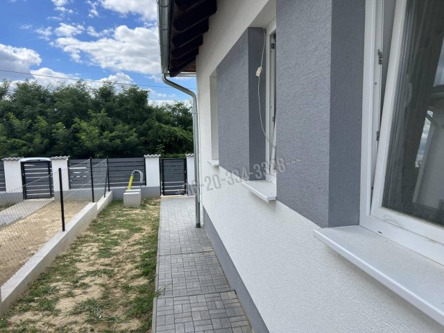Eladó ikerház, Őrbottyánban 74.5 M Ft, 4 szobás