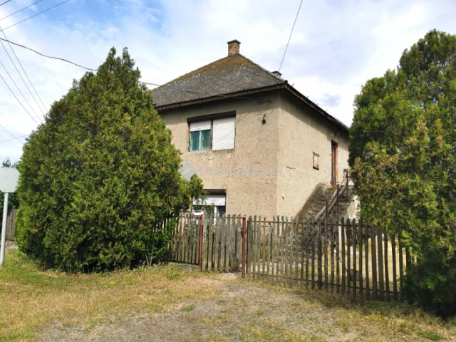 Eladó családi ház, Bodroghalomban 14.99 M Ft, 4 szobás