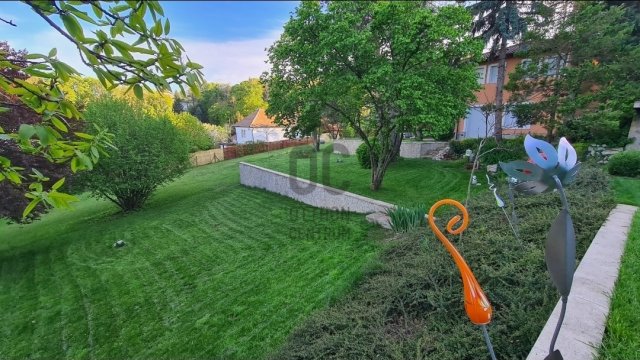 Eladó családi ház, Budapesten, II. kerületben 349.9 M Ft