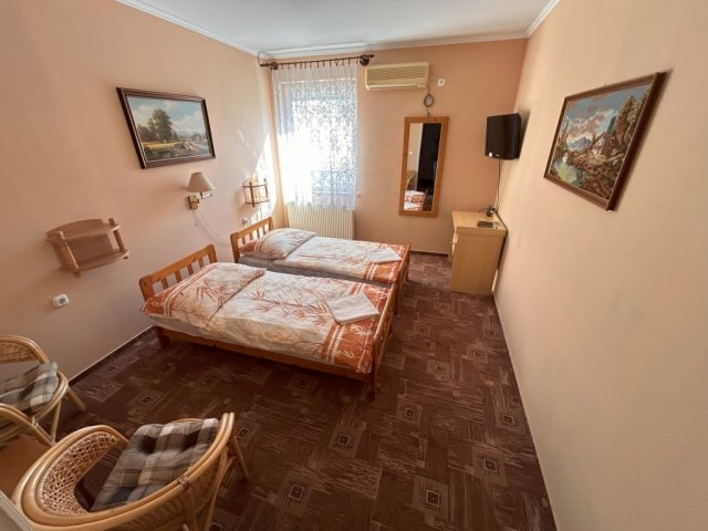 Eladó hotel, Nagykanizsán 250 M Ft, 10 szobás