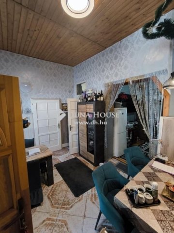 Eladó családi ház, Budapesten, XX. kerületben 95 M Ft, 3 szobás