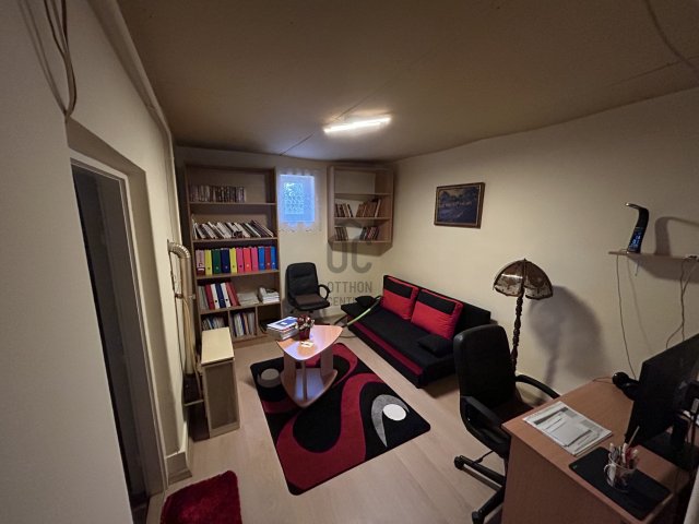 Eladó családi ház, Napkoron 21.8 M Ft, 2 szobás