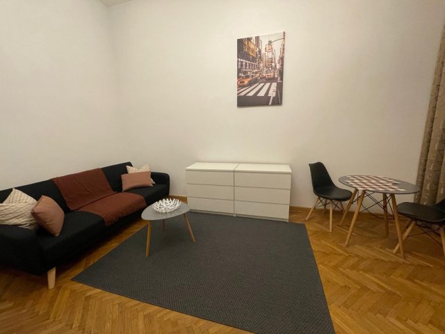 Eladó téglalakás, Budapesten, VII. kerületben 69.9 M Ft