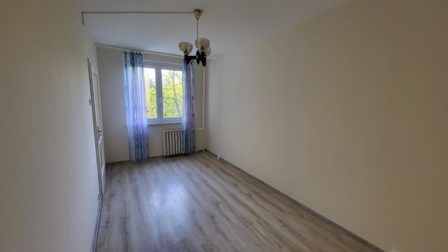 Eladó panellakás, Kecskeméten 41.5 M Ft, 2 szobás